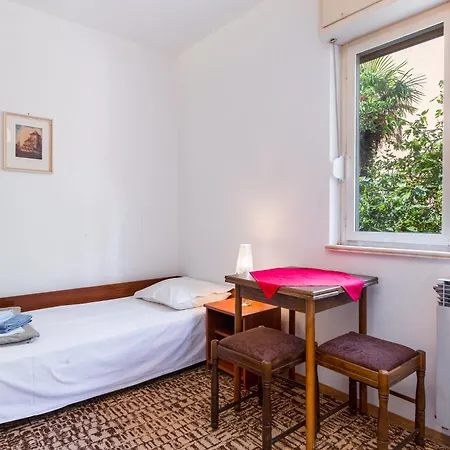 Mica Апартаменты Цриквеница